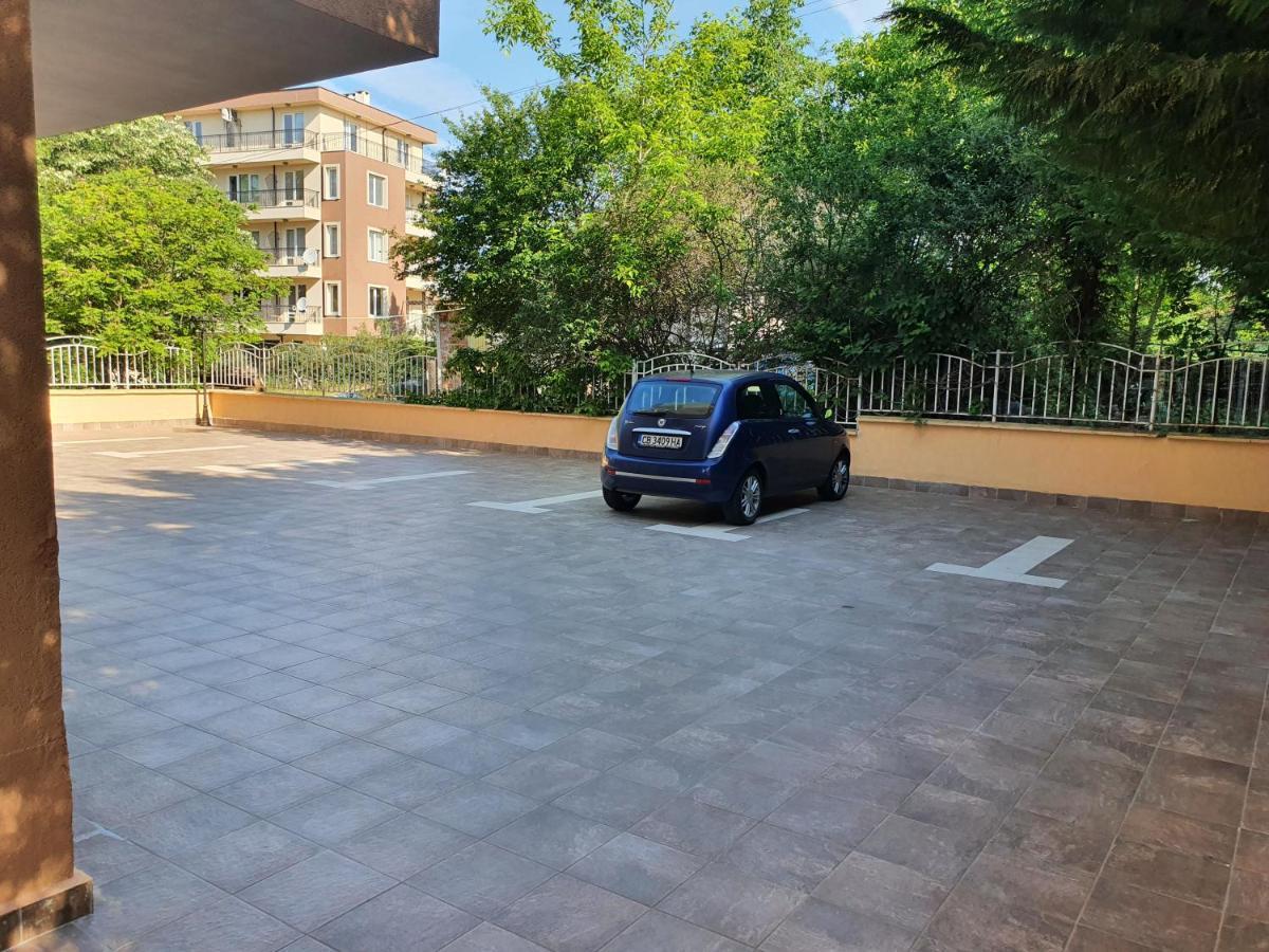 Hotel Capri Nesebar Luaran gambar