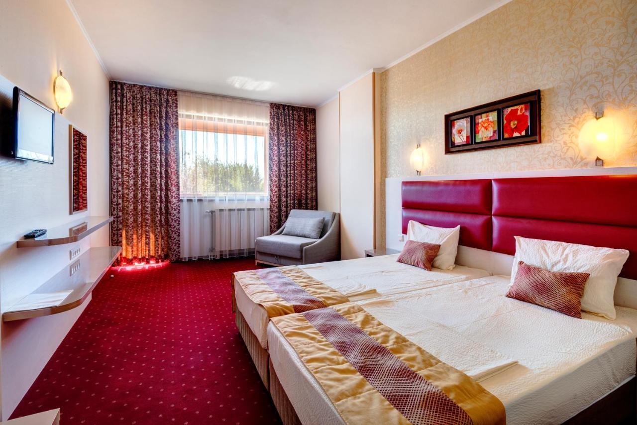 Hotel Capri Nesebar Luaran gambar
