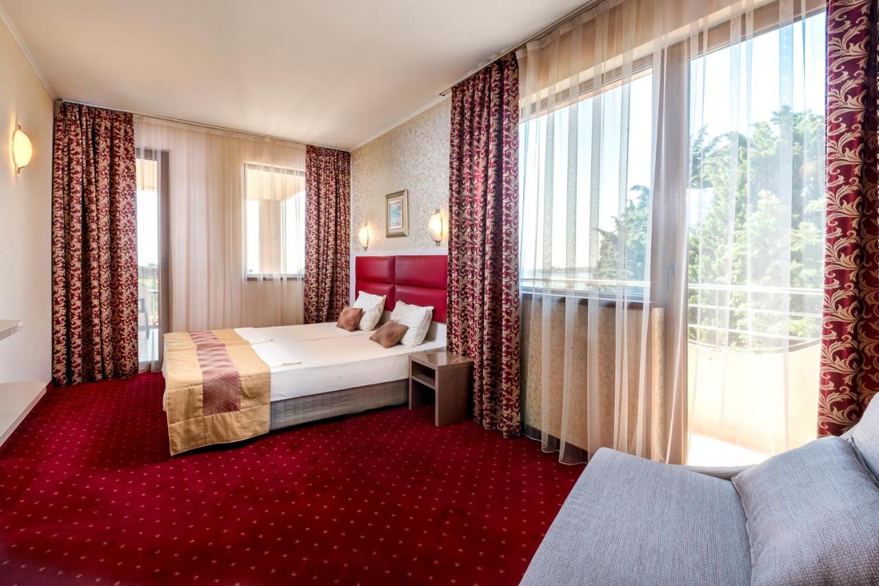Hotel Capri Nesebar Luaran gambar